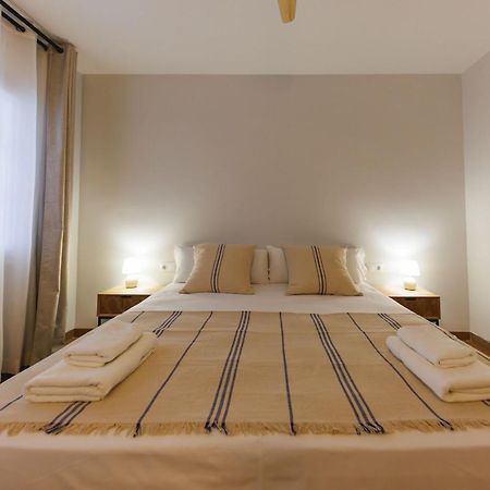 Bravissimo Figuerola, Spacious 3-Bedroom Apartment Χιρόνα Εξωτερικό φωτογραφία