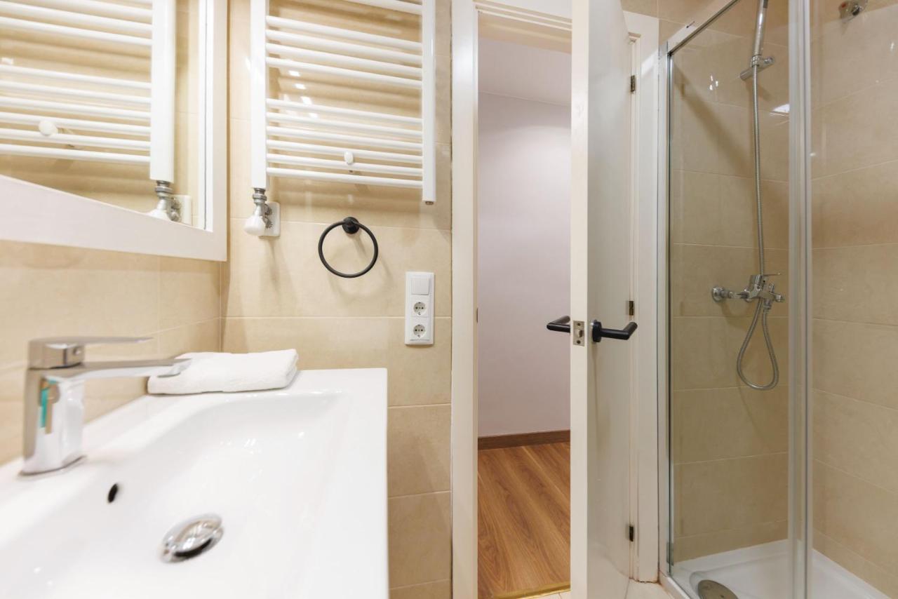 Bravissimo Figuerola, Spacious 3-Bedroom Apartment Χιρόνα Εξωτερικό φωτογραφία