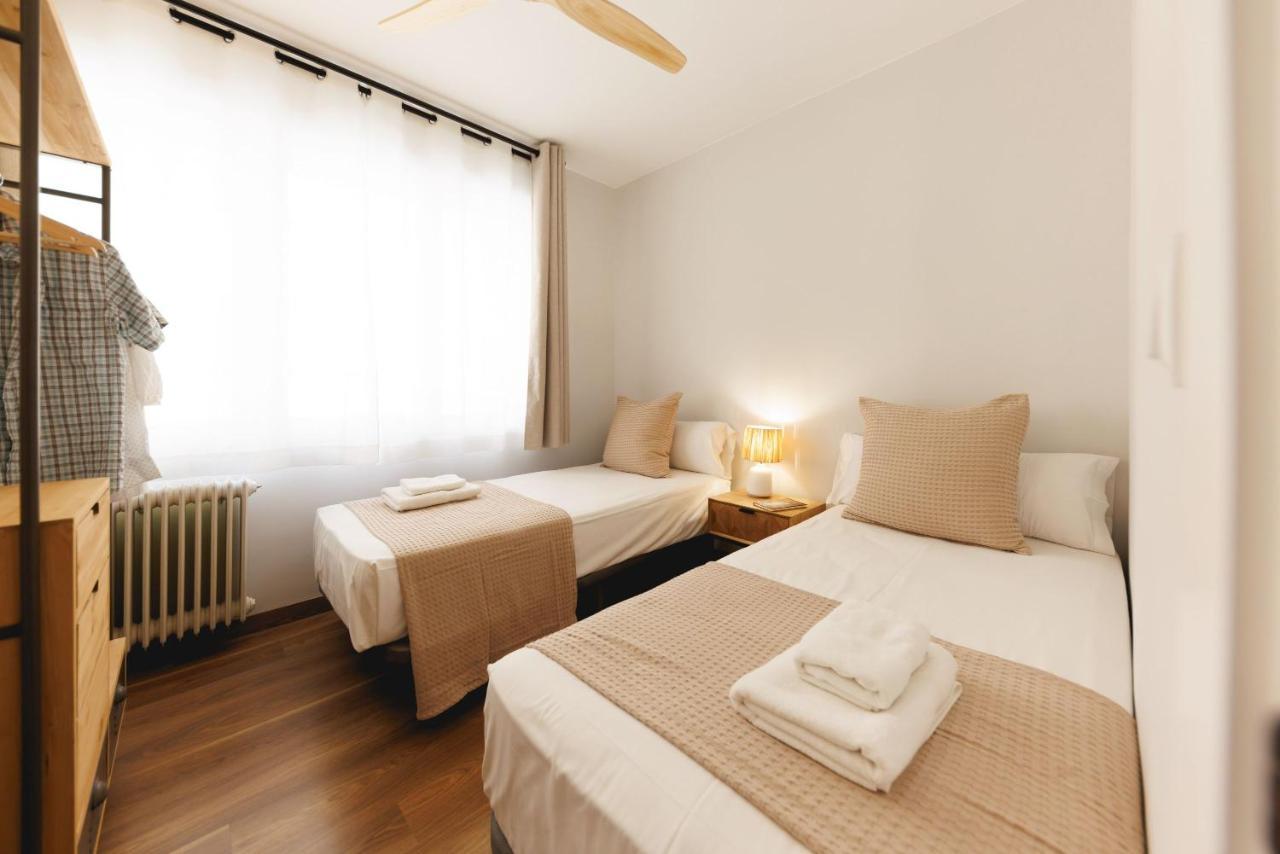 Bravissimo Figuerola, Spacious 3-Bedroom Apartment Χιρόνα Εξωτερικό φωτογραφία